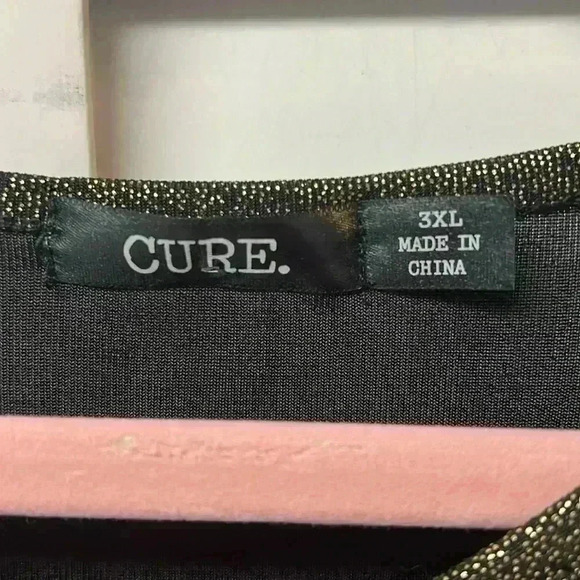 Cure Black & Gold Top Size 3XL NWT - Picture 2 of 5